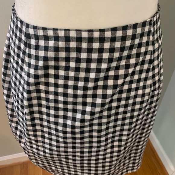 SHEIN black/white checked mini skirt, size M - Picture 3 of 4